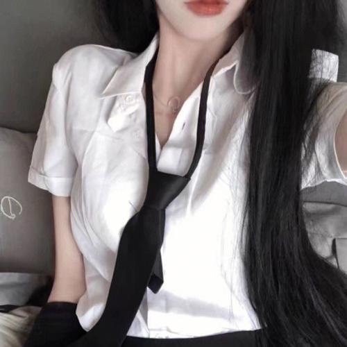 麻烦跟我走